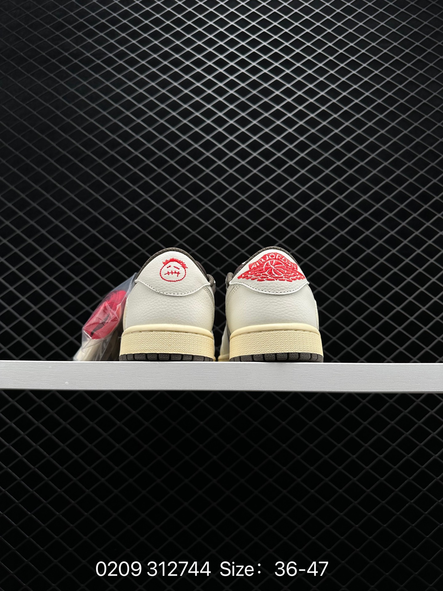 fragment design x Travis Scott x Nike Air Jordan 1 Low OG SP